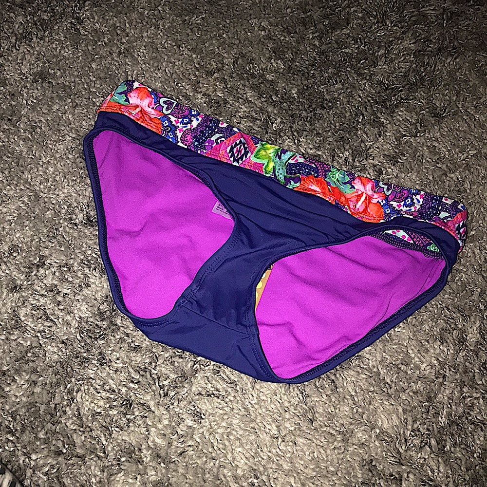 Bikini bottoms